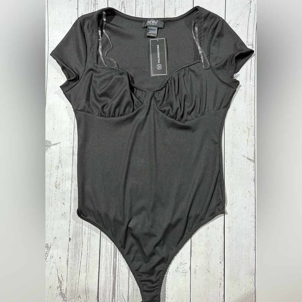 NwT bodysuit size XL